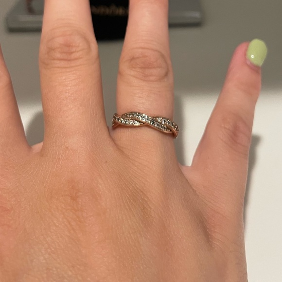 Pandora Sparkling Twisted Lines Ring Rose Gold - Picture 3 of 6